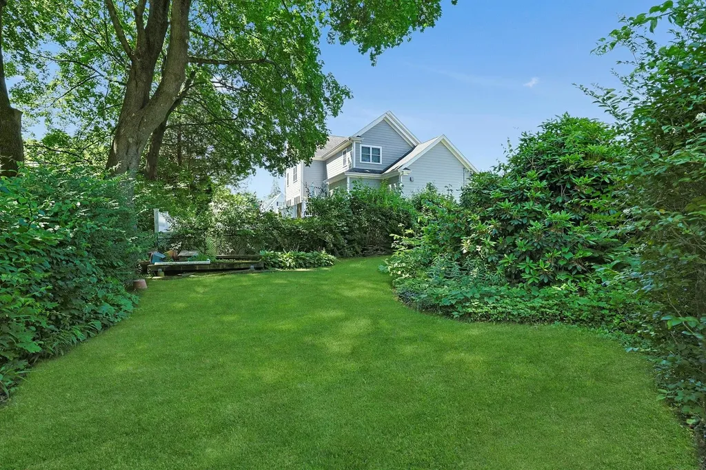 328 Willis Avenue Hawthorne NY 10532