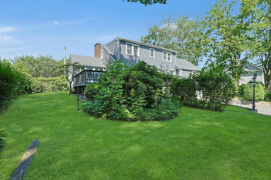 328 Willis Avenue Hawthorne NY 10532