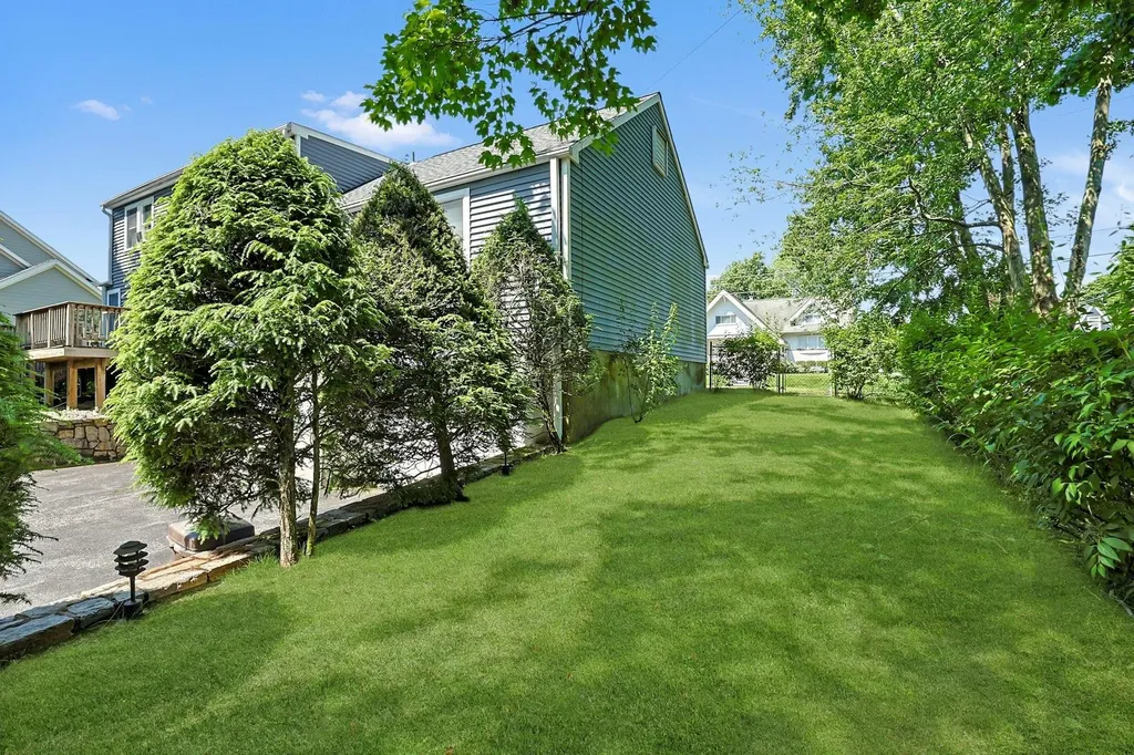 328 Willis Avenue Hawthorne NY 10532
