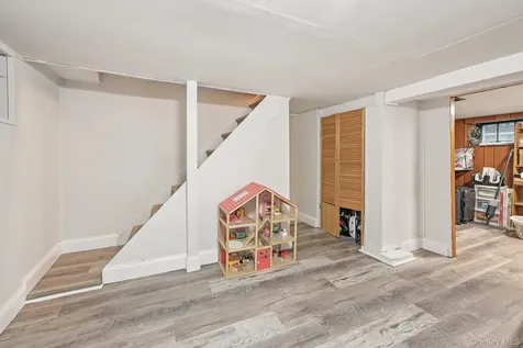 33-35 Chestnut Street Pearl River NY 10965
