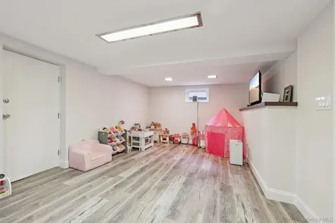 33-35 Chestnut Street Pearl River NY 10965