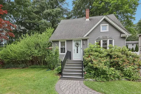 33-35 Chestnut Street Pearl River NY 10965