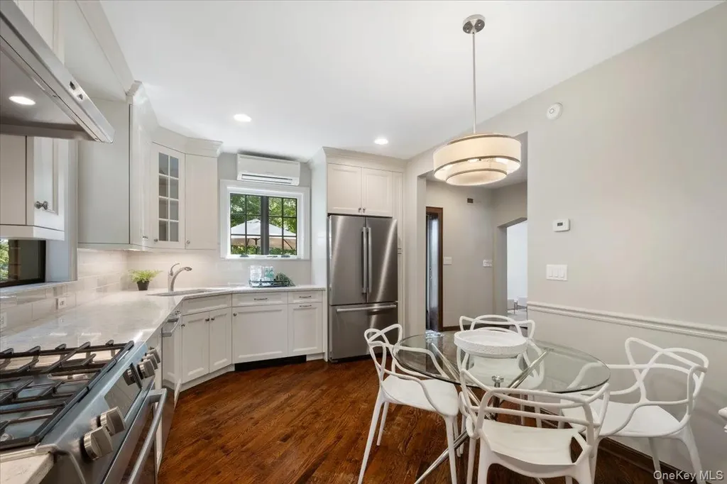 27 Villa Road Larchmont NY 10538