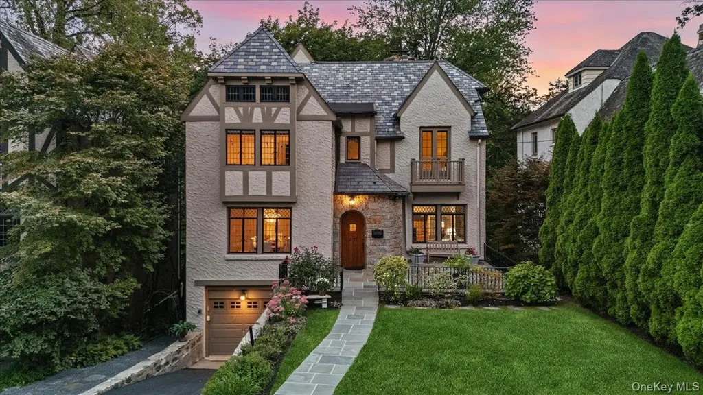27 Villa Road Larchmont NY 10538