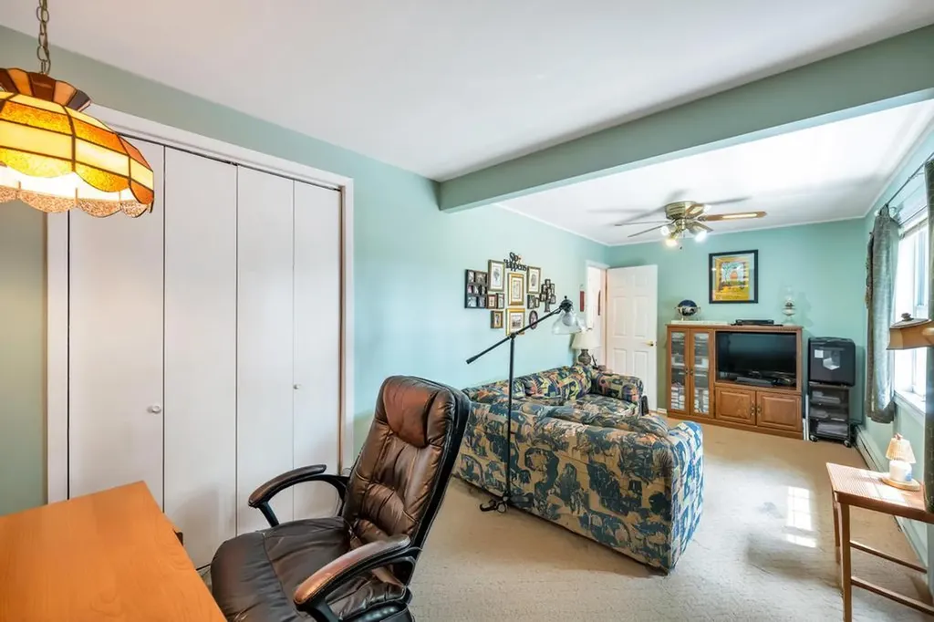 6 Terrell Lane Hicksville NY 11801