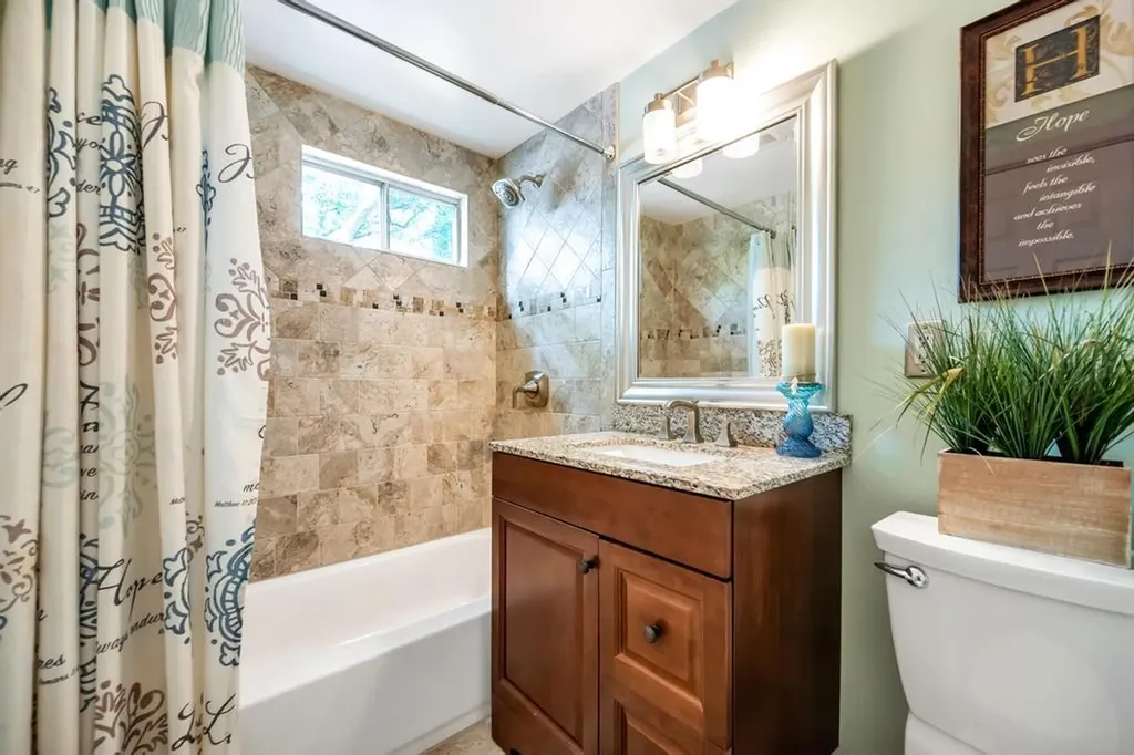 6 Terrell Lane Hicksville NY 11801