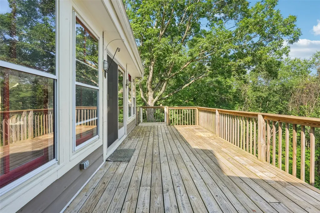25 Cascade Lake Road Warwick NY 10990