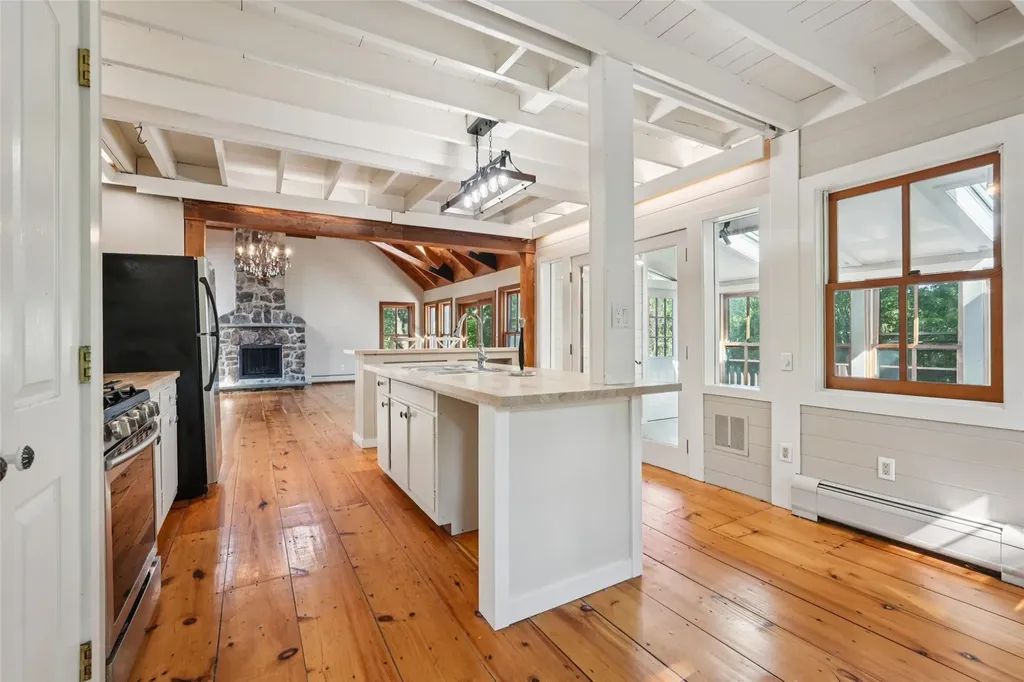 25 Cascade Lake Road Warwick NY 10990
