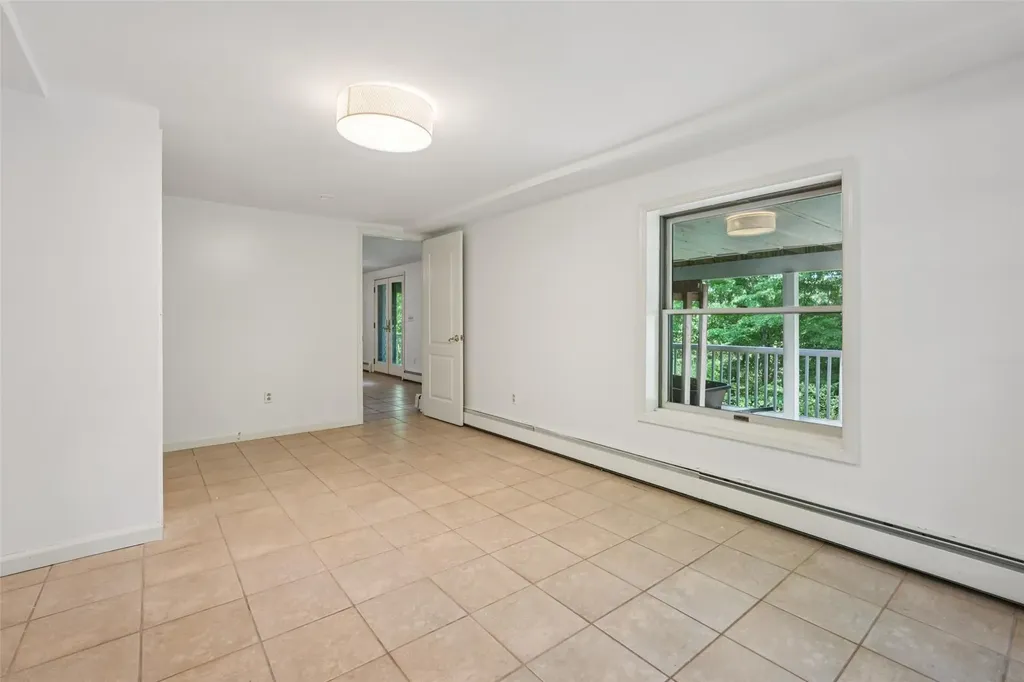 25 Cascade Lake Road Warwick NY 10990