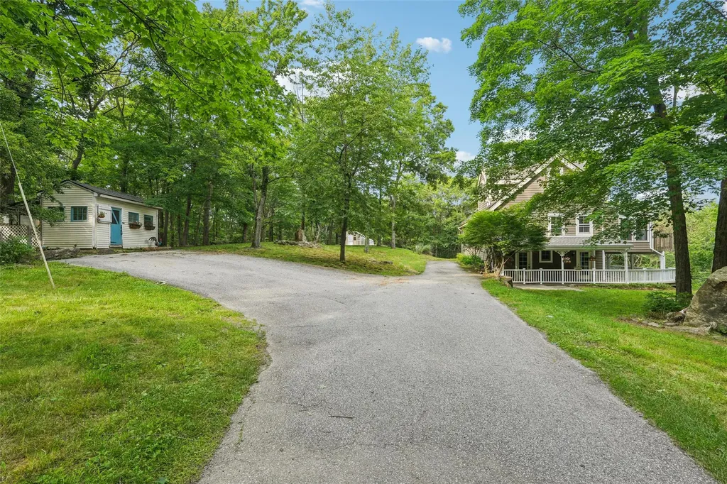 25 Cascade Lake Road Warwick NY 10990