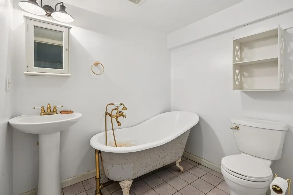 25 Cascade Lake Road Warwick NY 10990