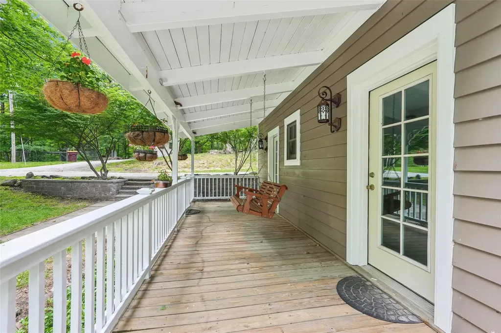 25 Cascade Lake Road Warwick NY 10990