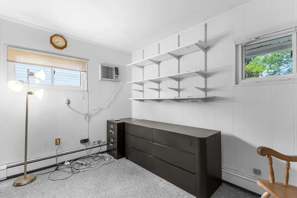 12 Melody Lane Westbury NY 11590