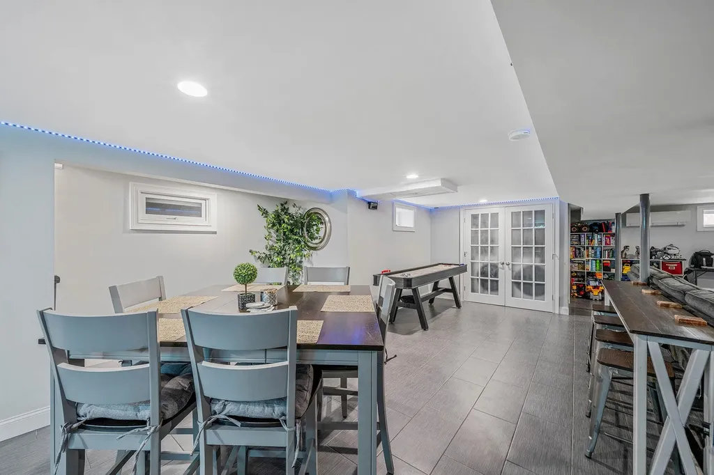 80 Breston Drive E Shirley NY 11967