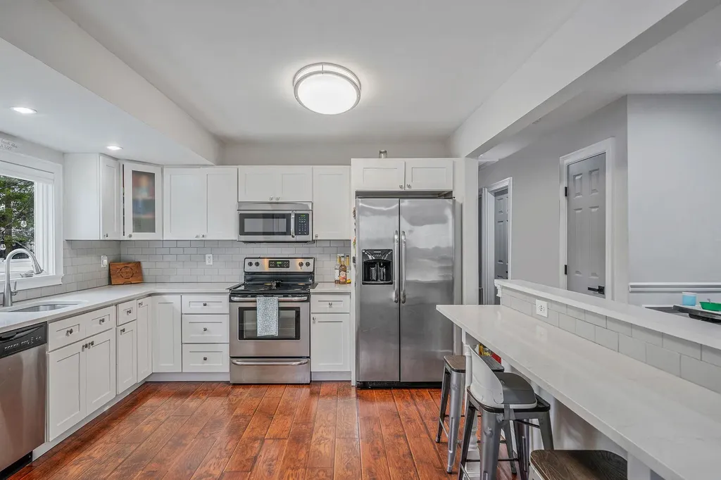 80 Breston Drive E Shirley NY 11967
