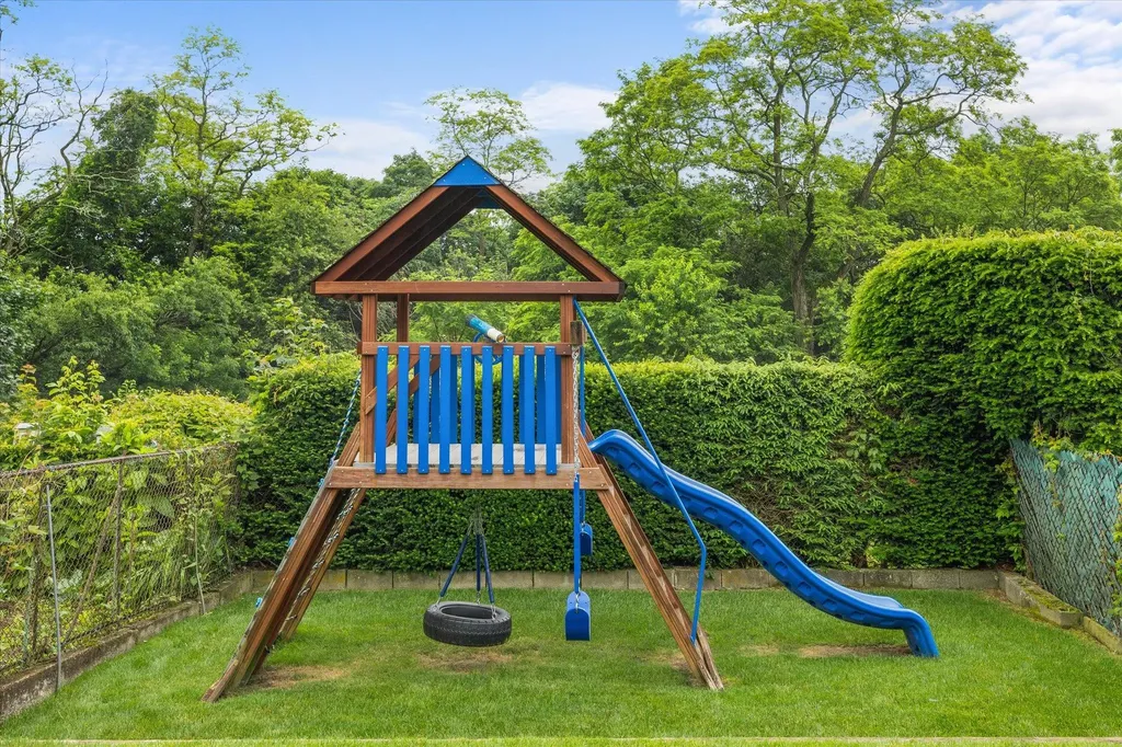 116 Woodside Avenue West Harrison NY 10604