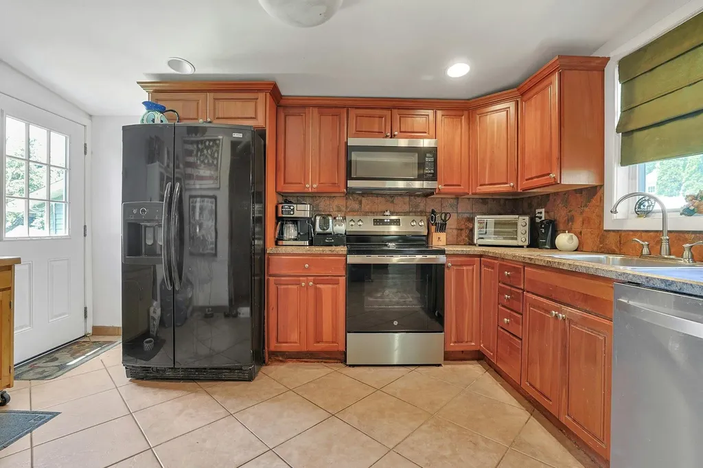 61 Westlake Drive Valhalla NY 10595