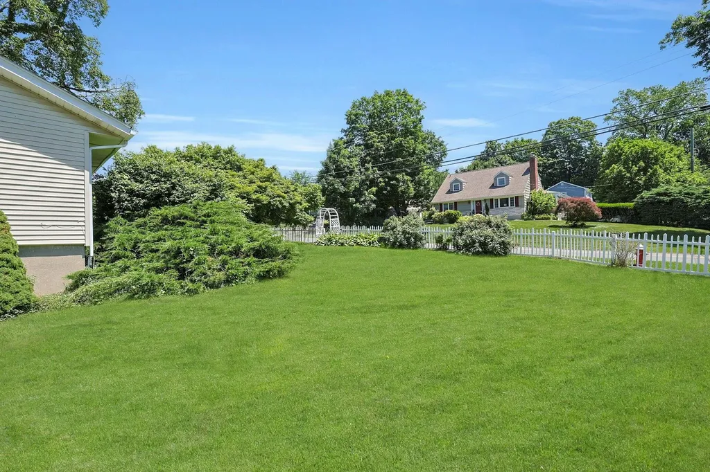 61 Westlake Drive Valhalla NY 10595