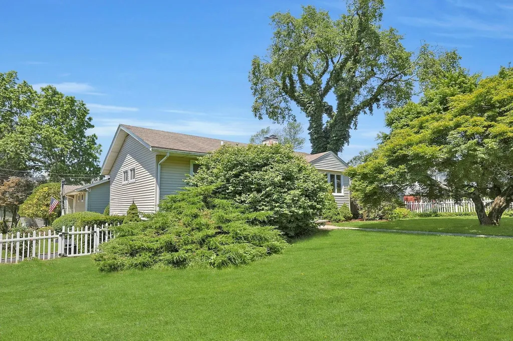 61 Westlake Drive Valhalla NY 10595