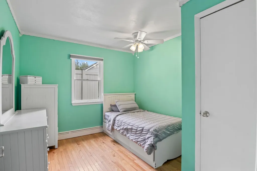 10 Elm Avenue Smithtown NY 11787