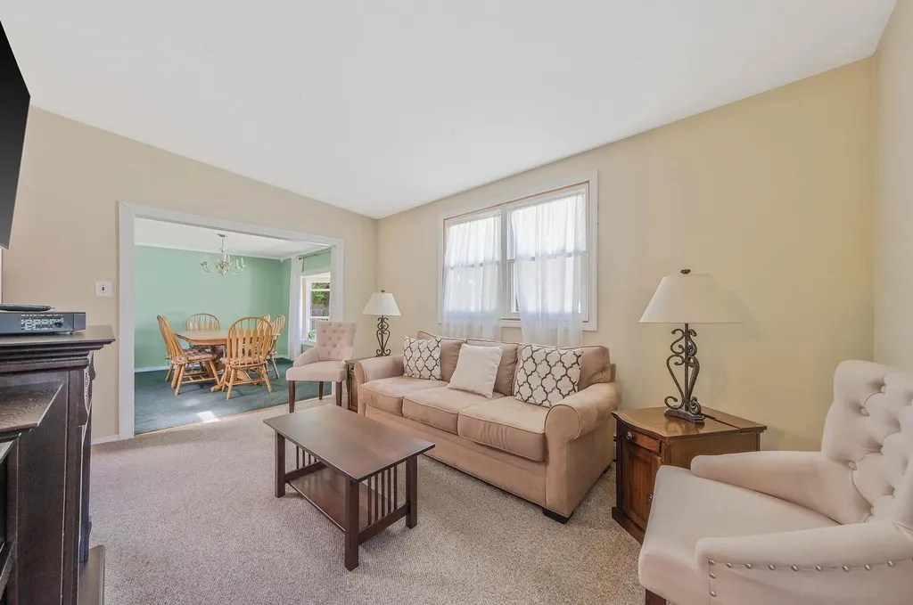 16 Marlin Road Centereach NY 11720