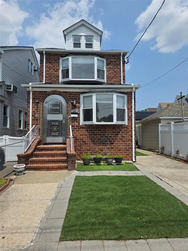 244-59 89th Avenue Bellerose NY 11426