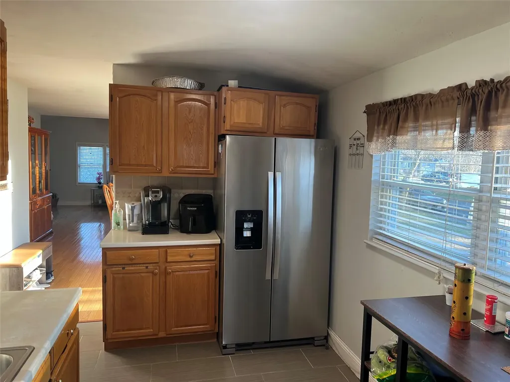 907 Americus Avenue East Patchogue NY 11772
