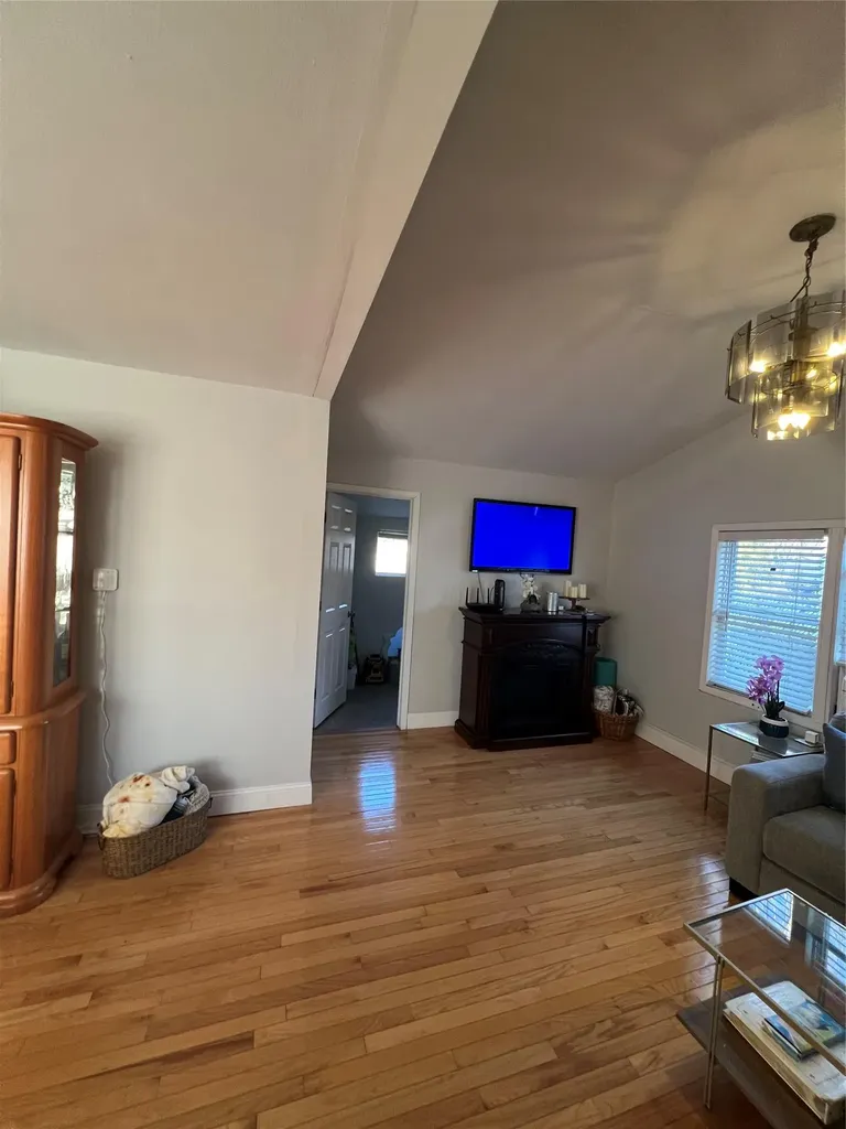 907 Americus Avenue East Patchogue NY 11772