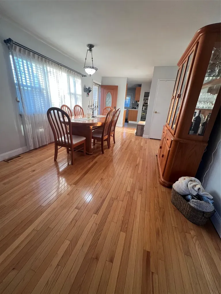 907 Americus Avenue East Patchogue NY 11772