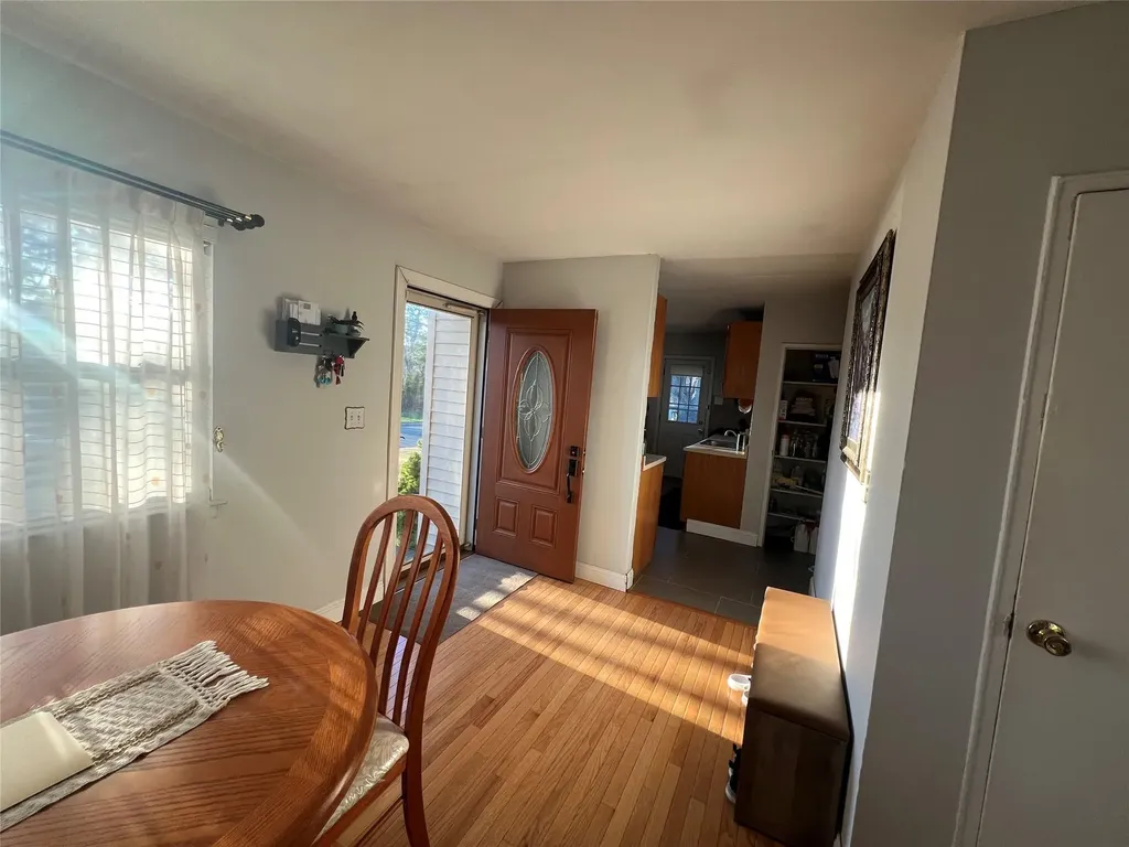 907 Americus Avenue East Patchogue NY 11772
