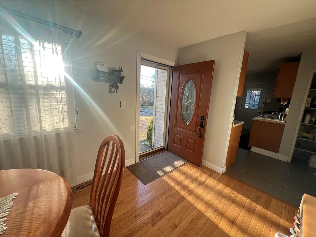 907 Americus Avenue East Patchogue NY 11772