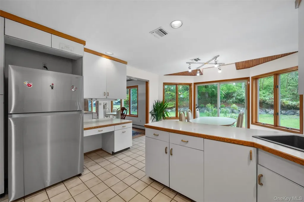 1 Blue Sky Drive Suffern NY 10901