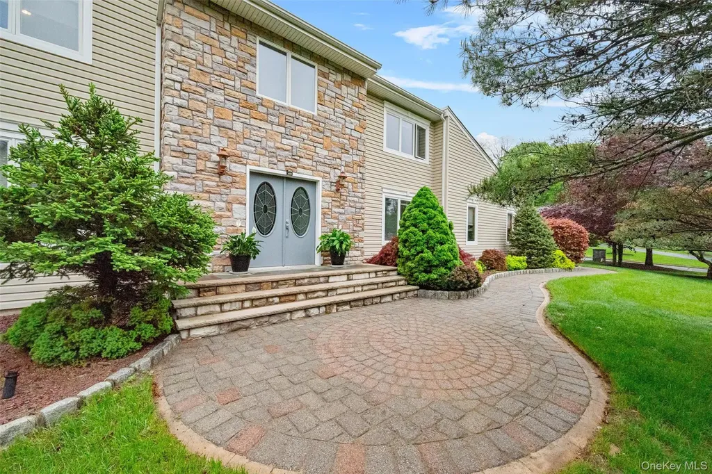 1 Blue Sky Drive Suffern NY 10901