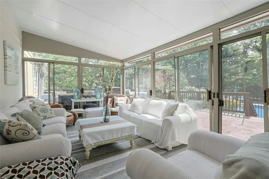 9 Van Houten Fields West Nyack NY 10994
