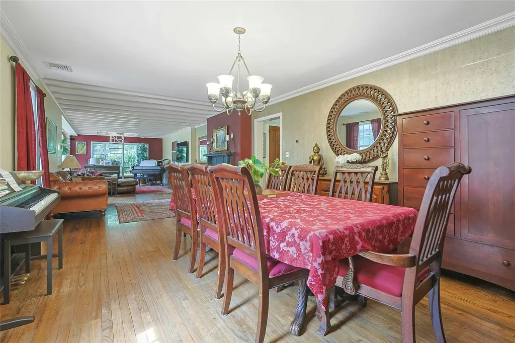 9 Van Houten Fields West Nyack NY 10994