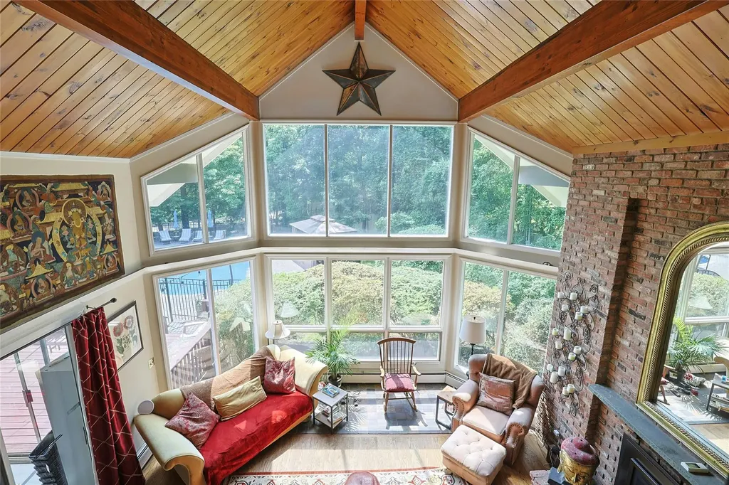 9 Van Houten Fields West Nyack NY 10994