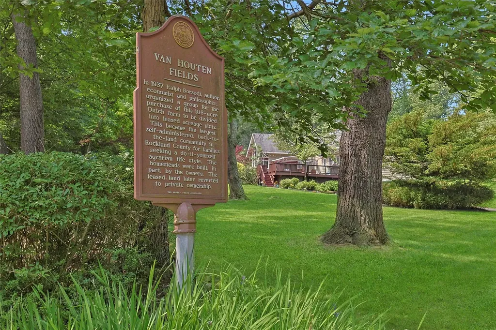 9 Van Houten Fields West Nyack NY 10994