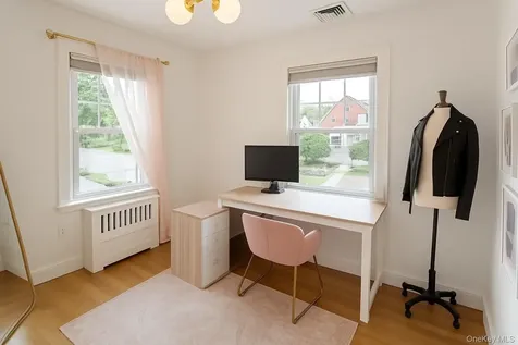 32 Central Parkway Mount Vernon NY 10552