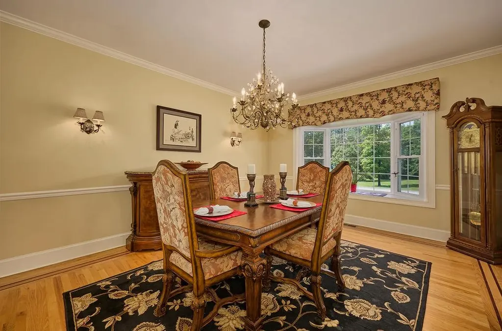 57 Coachlight Drive Poughkeepsie NY 12603