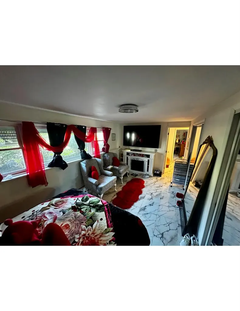 1300 Burlingham Road Pine Bush NY 12566