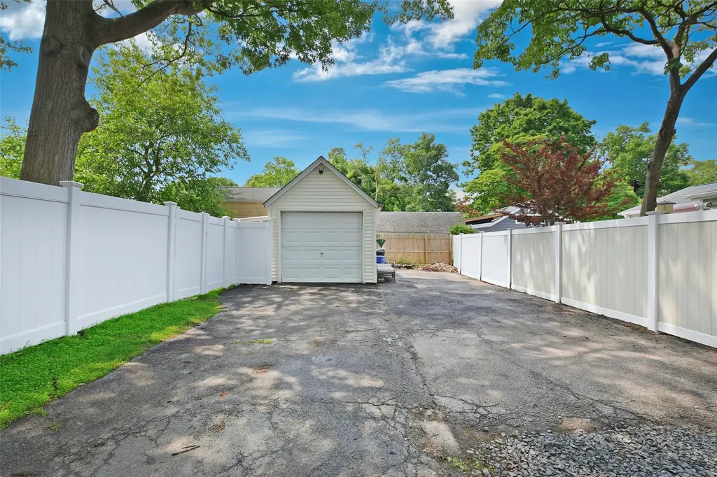 6 Zebra Road Rocky Point NY 11778