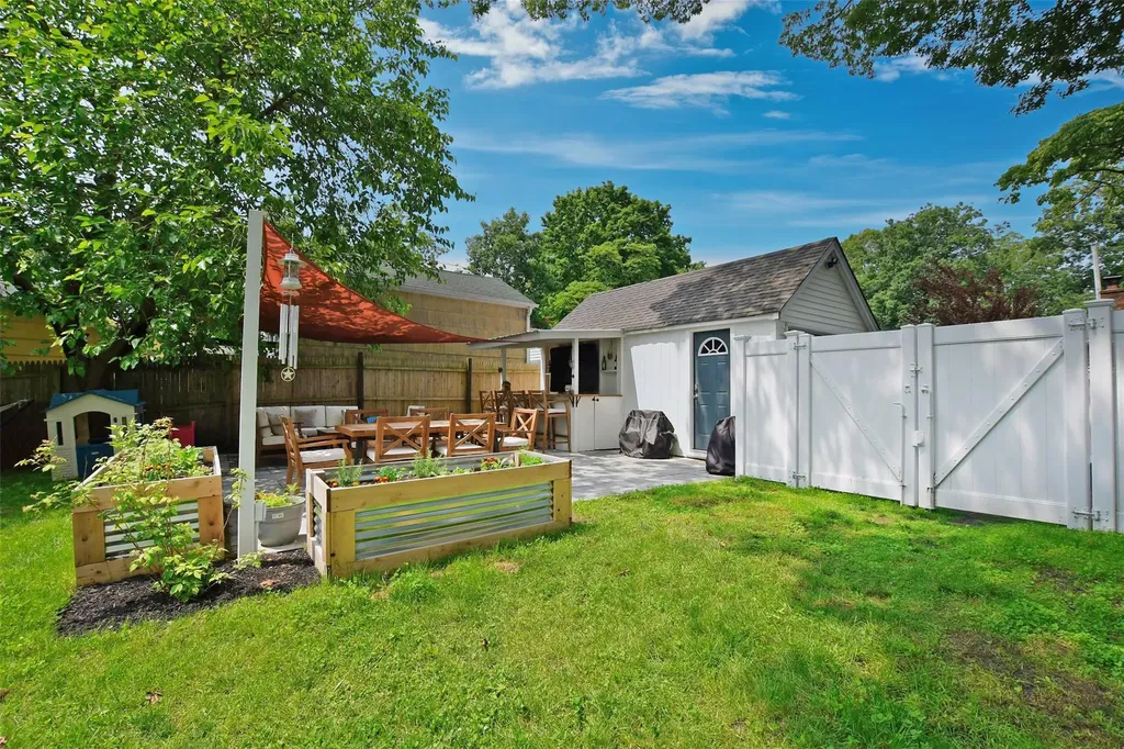 6 Zebra Road Rocky Point NY 11778