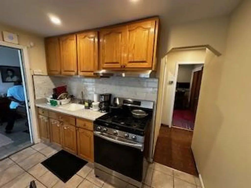 8 Hickory Street Central Islip NY 11722