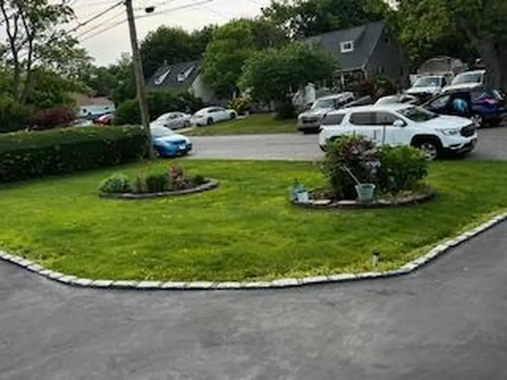 8 Hickory Street Central Islip NY 11722