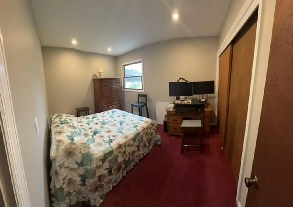 8 Hickory Street Central Islip NY 11722