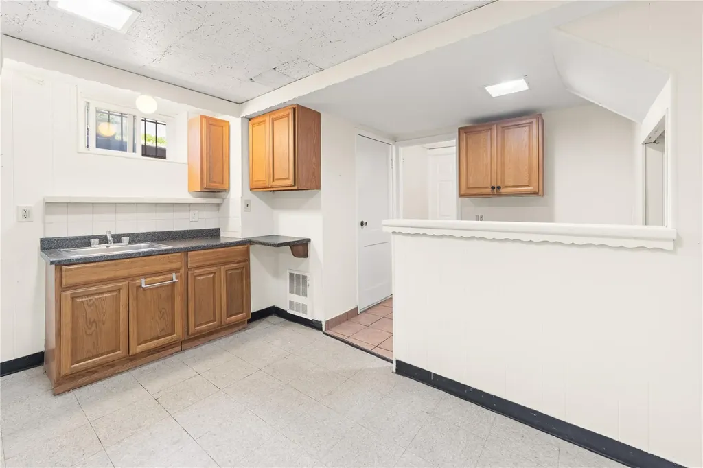 62 Murray Avenue Yonkers NY 10704