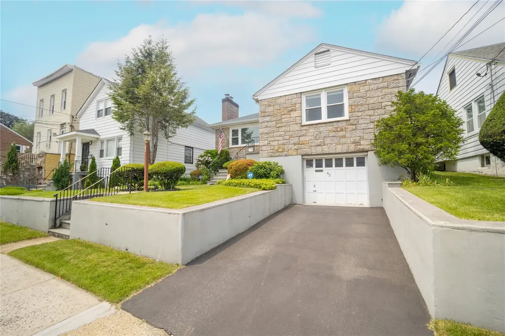 62 Murray Avenue Yonkers NY 10704