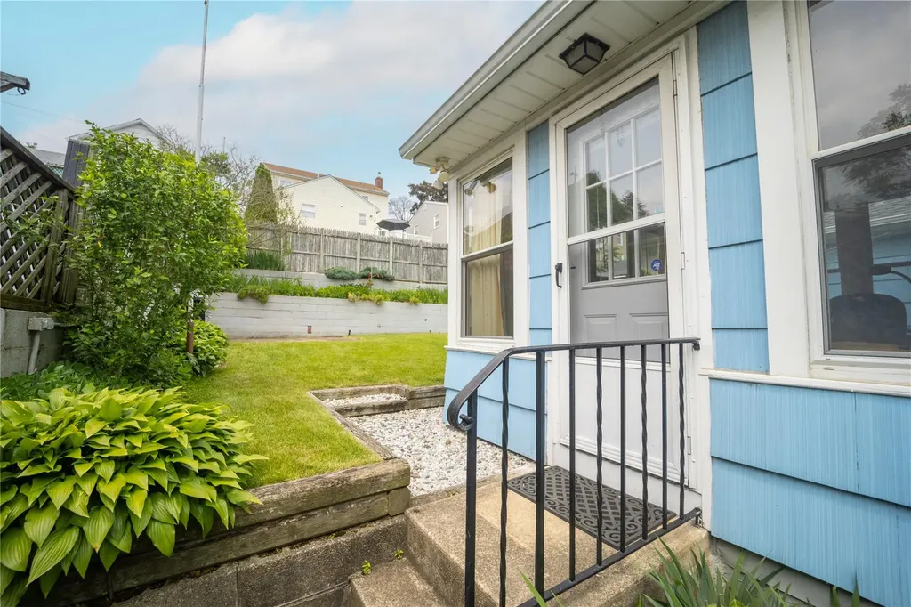 62 Murray Avenue Yonkers NY 10704