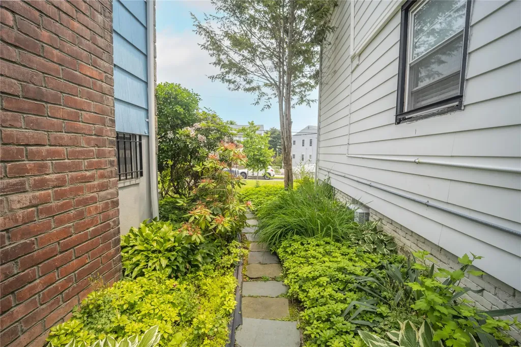62 Murray Avenue Yonkers NY 10704