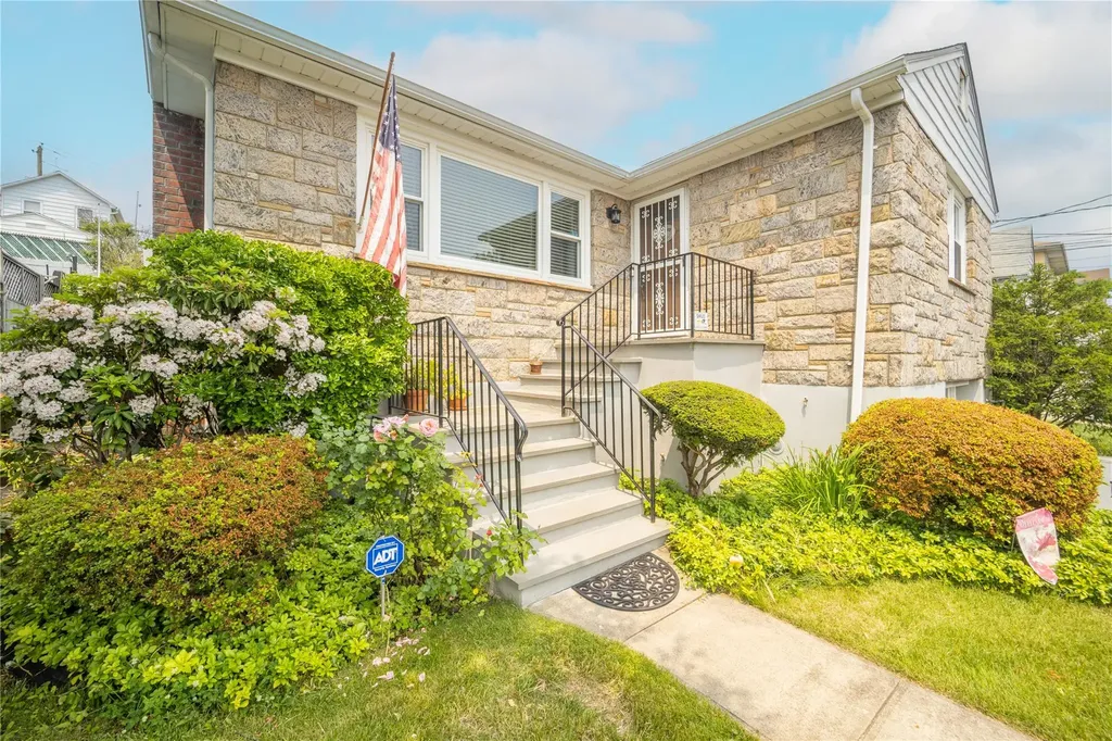 62 Murray Avenue Yonkers NY 10704